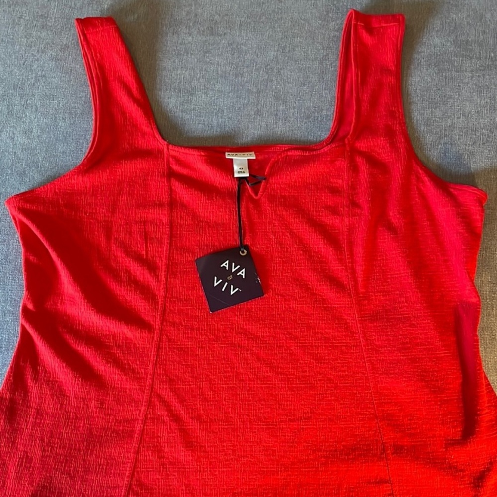 Ava & Viv Women's Red Notched Sleeveless Top